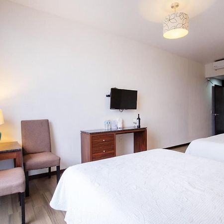 Blaze Hotel & Suites プエルトバラータ エクステリア 写真