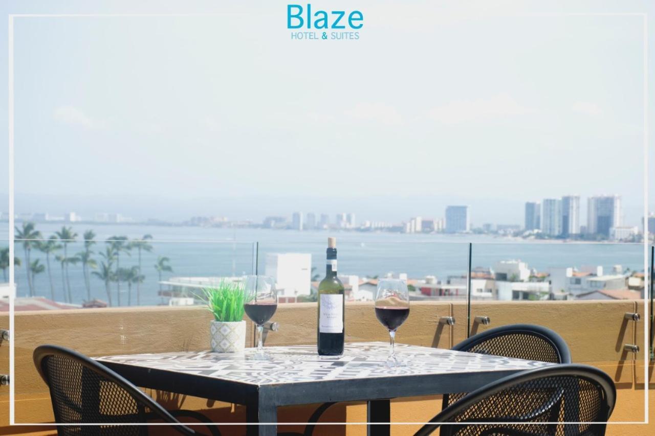 Blaze Hotel & Suites プエルトバラータ エクステリア 写真