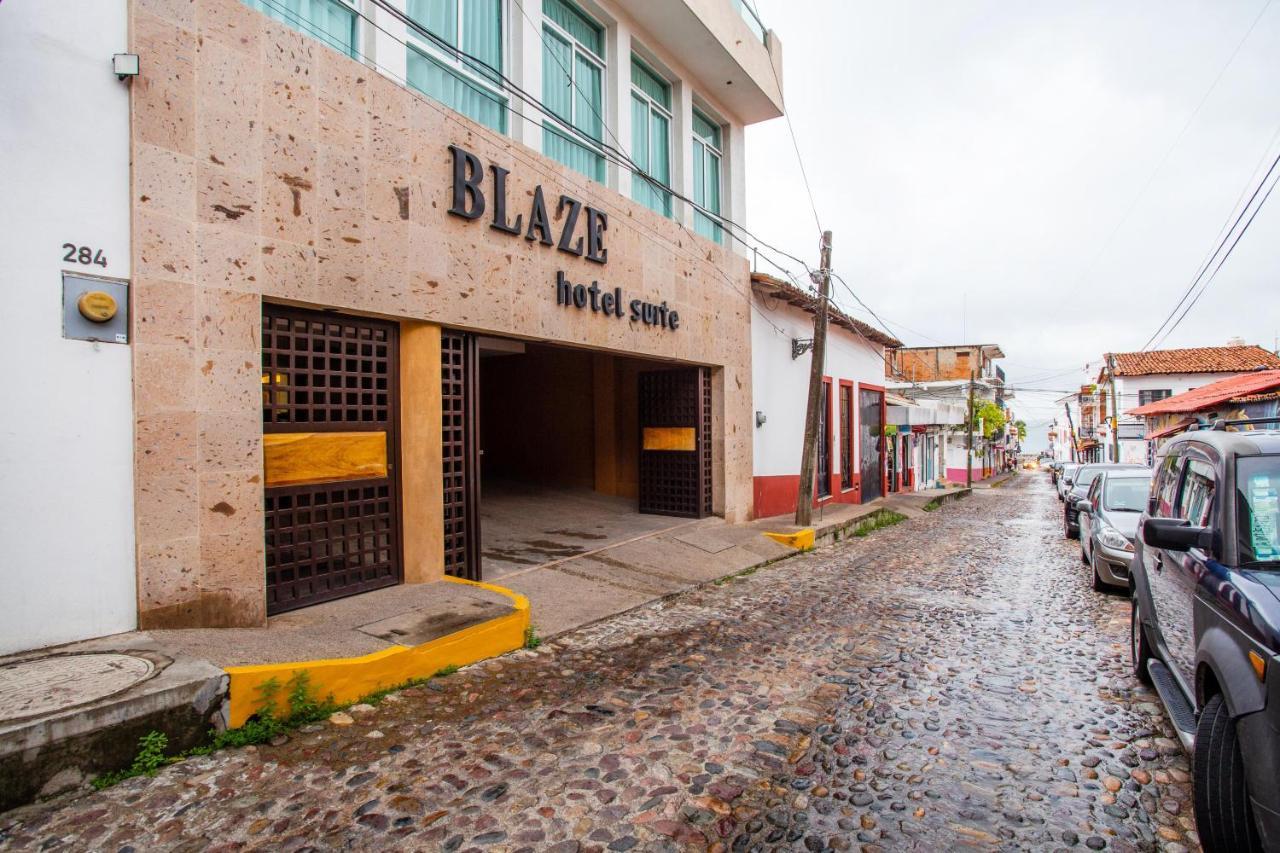 Blaze Hotel & Suites プエルトバラータ エクステリア 写真